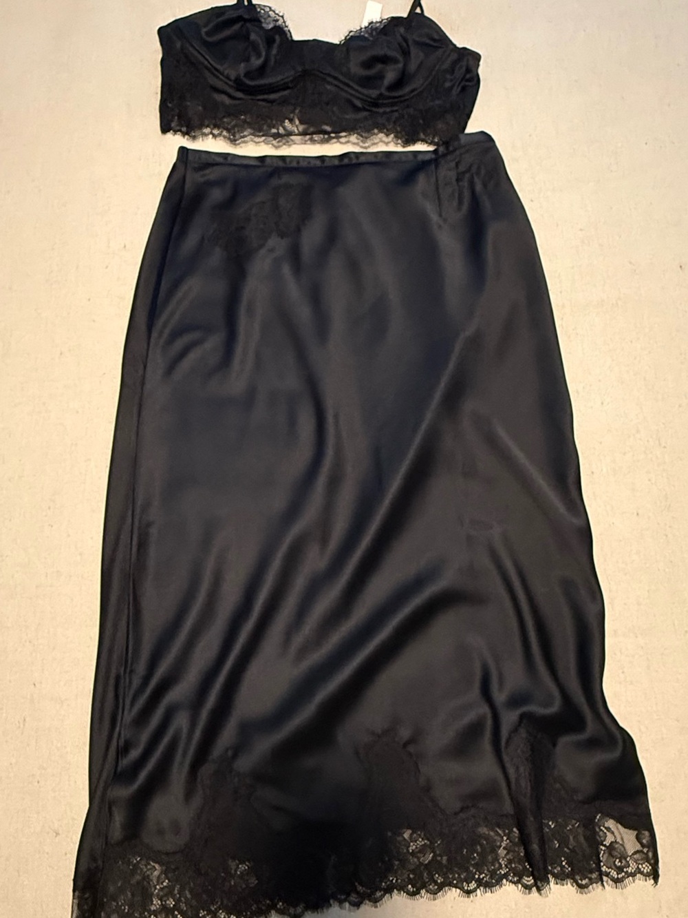 NWT Victorias Secret Black Satin Lace-Trim Midi Slip Skirt set